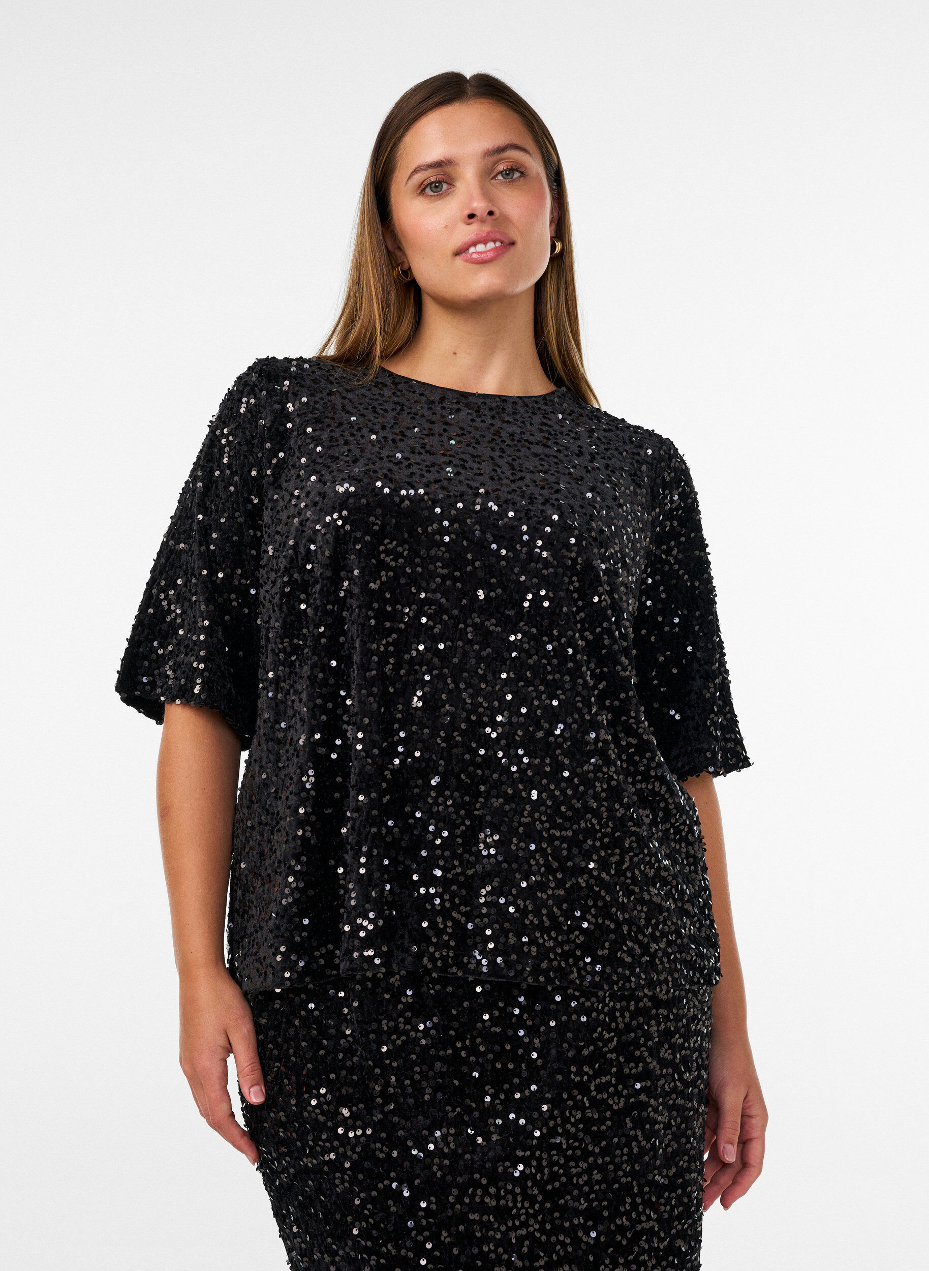 Sequin blouse with elbow-length sleeves, Black, Model