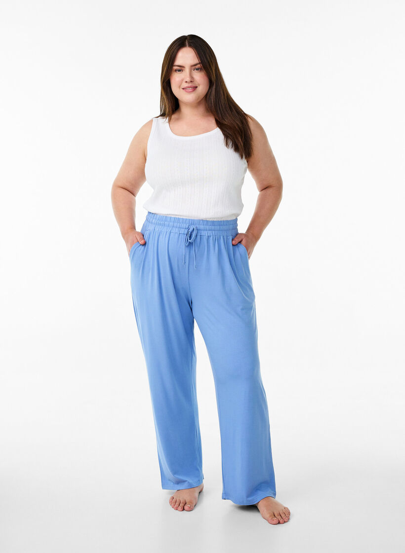 Night top in organic cotton with a textured pattern, White, Model image number 1