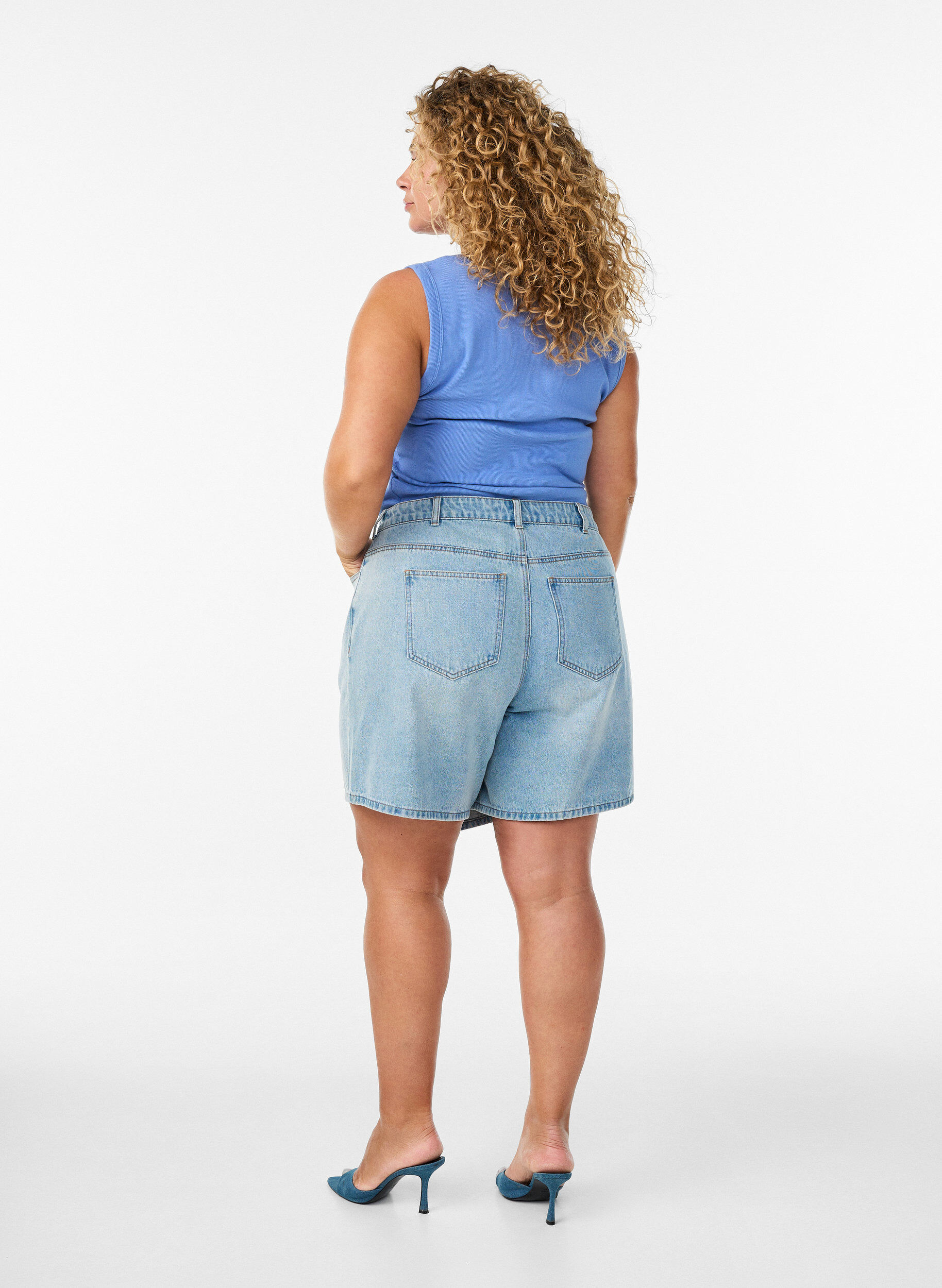 ZizzifashionDenim skorts with a wrap-over effect and high waist, Light Blue, Model image number 2