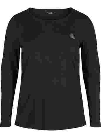 Training shirt with long sleeves and print