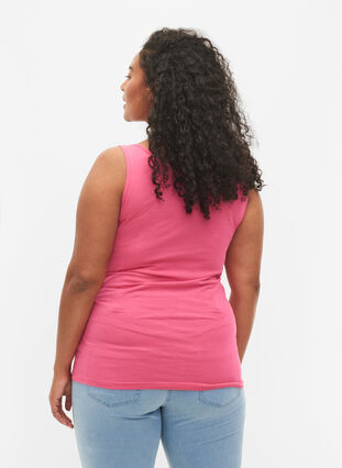 Solid color basic top in cotton, Hot Pink, Model image number 1