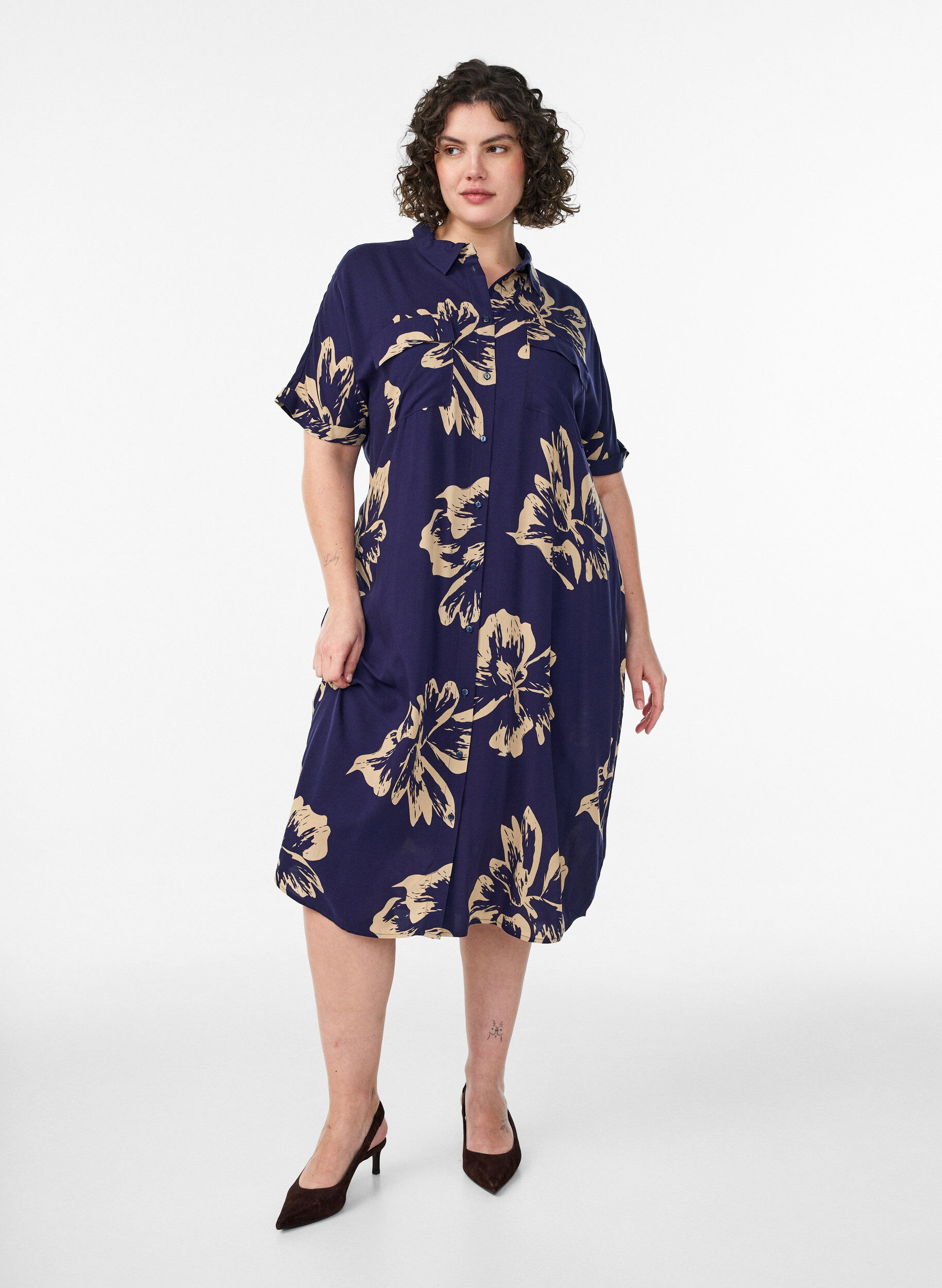 Long shirt dress with short sleeves, Blue, Model