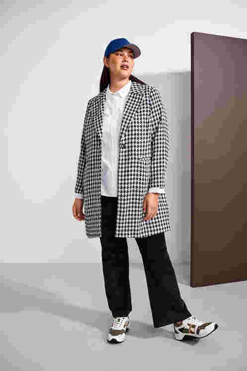 The classic dogtooth
