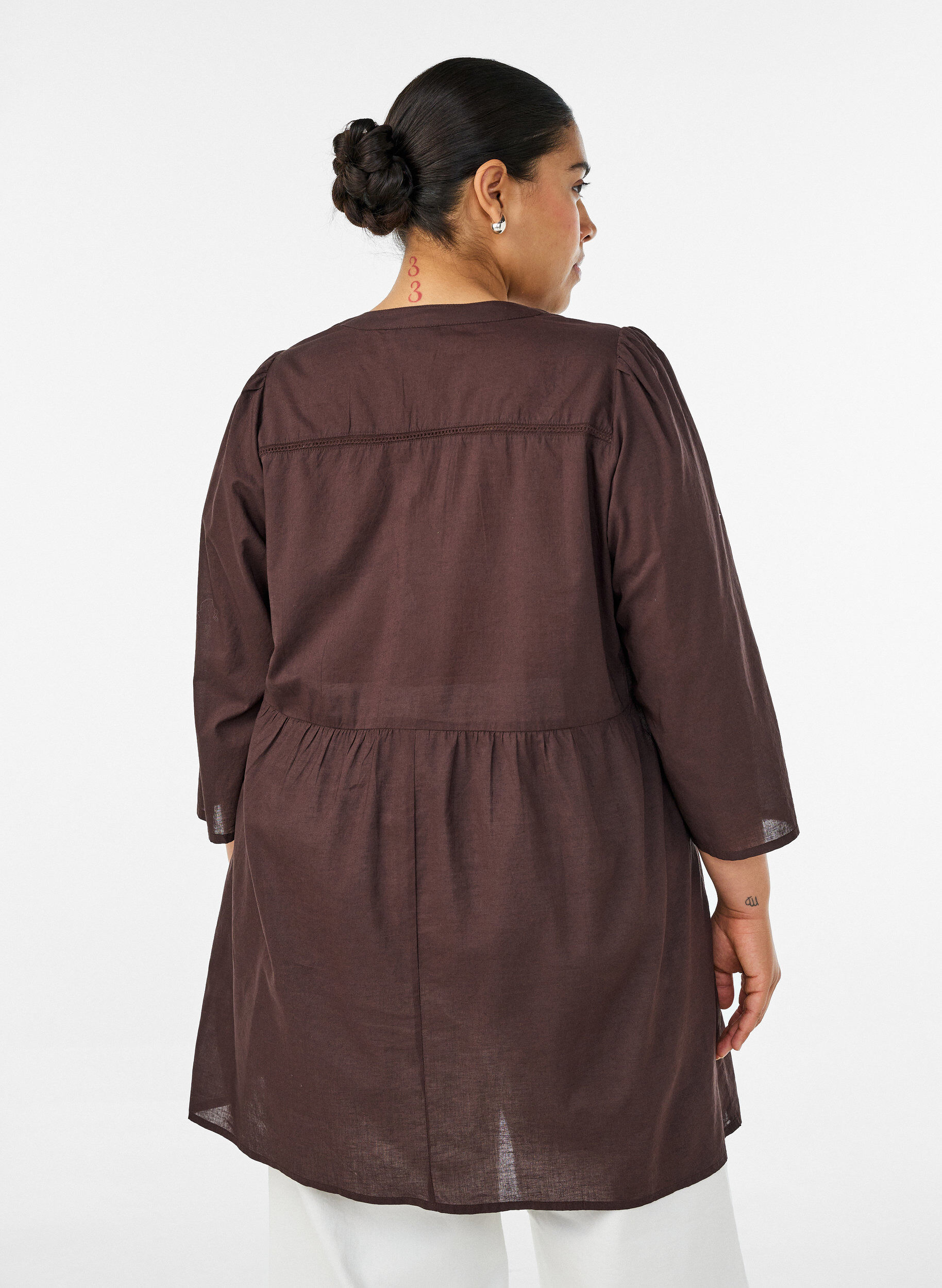 ZizzifashionCotton tunic with a V-neck and crochet trim, Brown, Model image number 2
