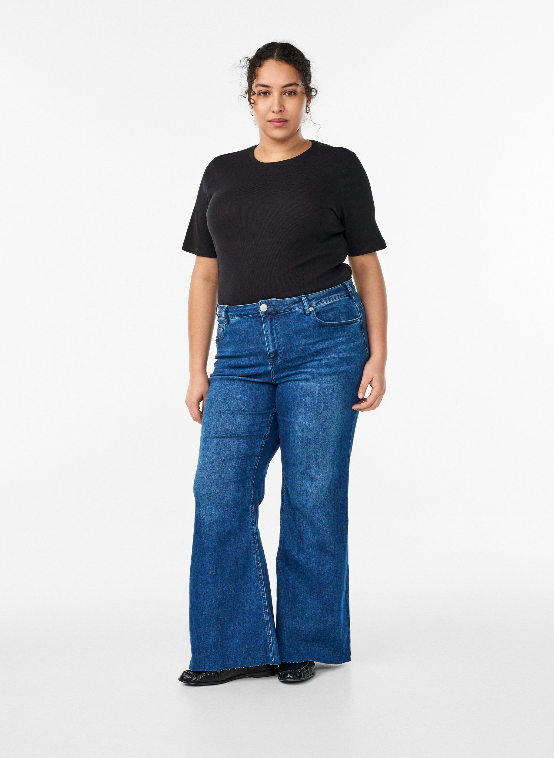 Zizzifashion Basic ribbed t-shirt with a round neck, Black, Model image number 1