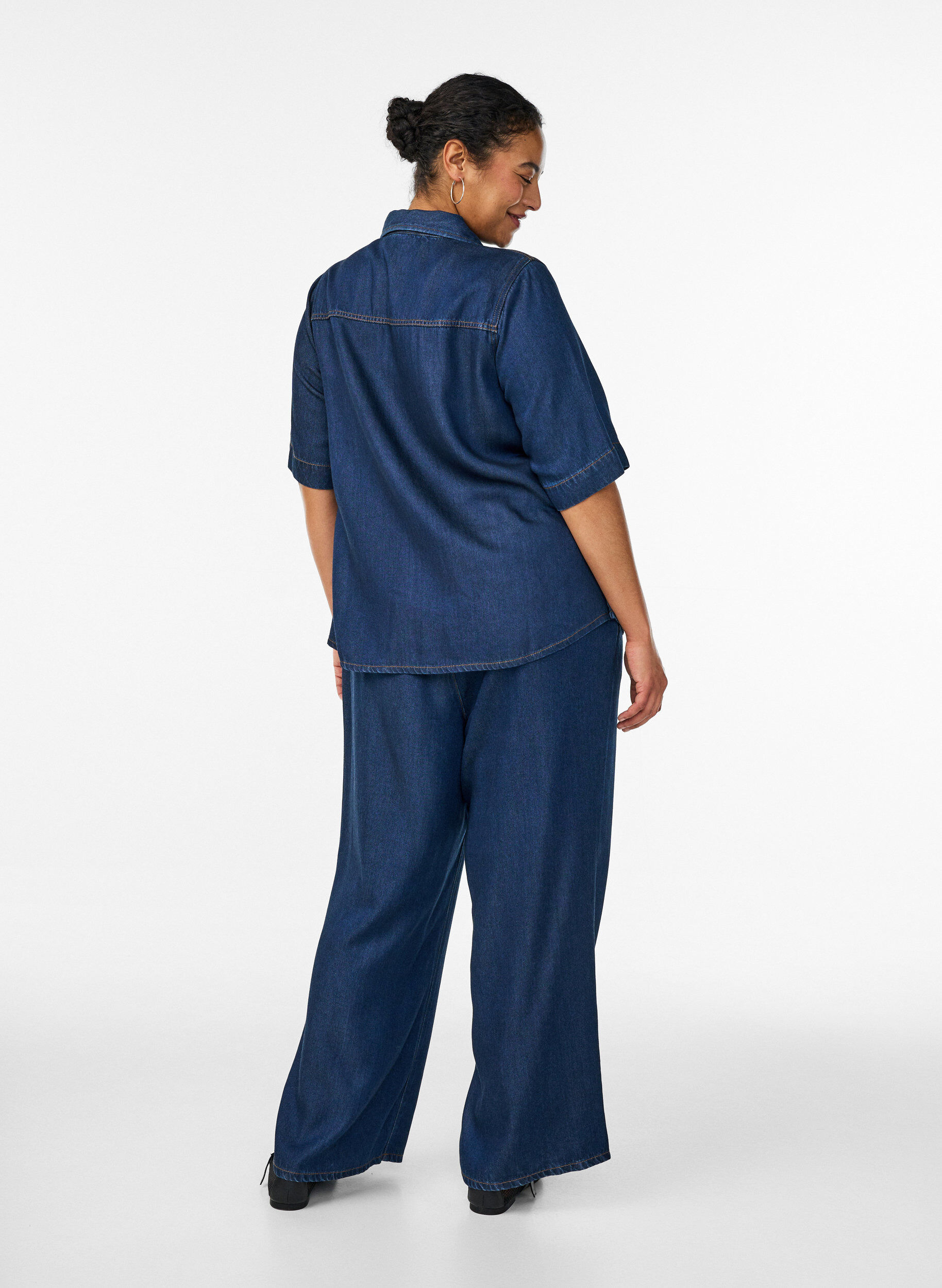 Zizzifashion Wide-leg Lyocell trousers with a denim look, Blue, Model image number 1