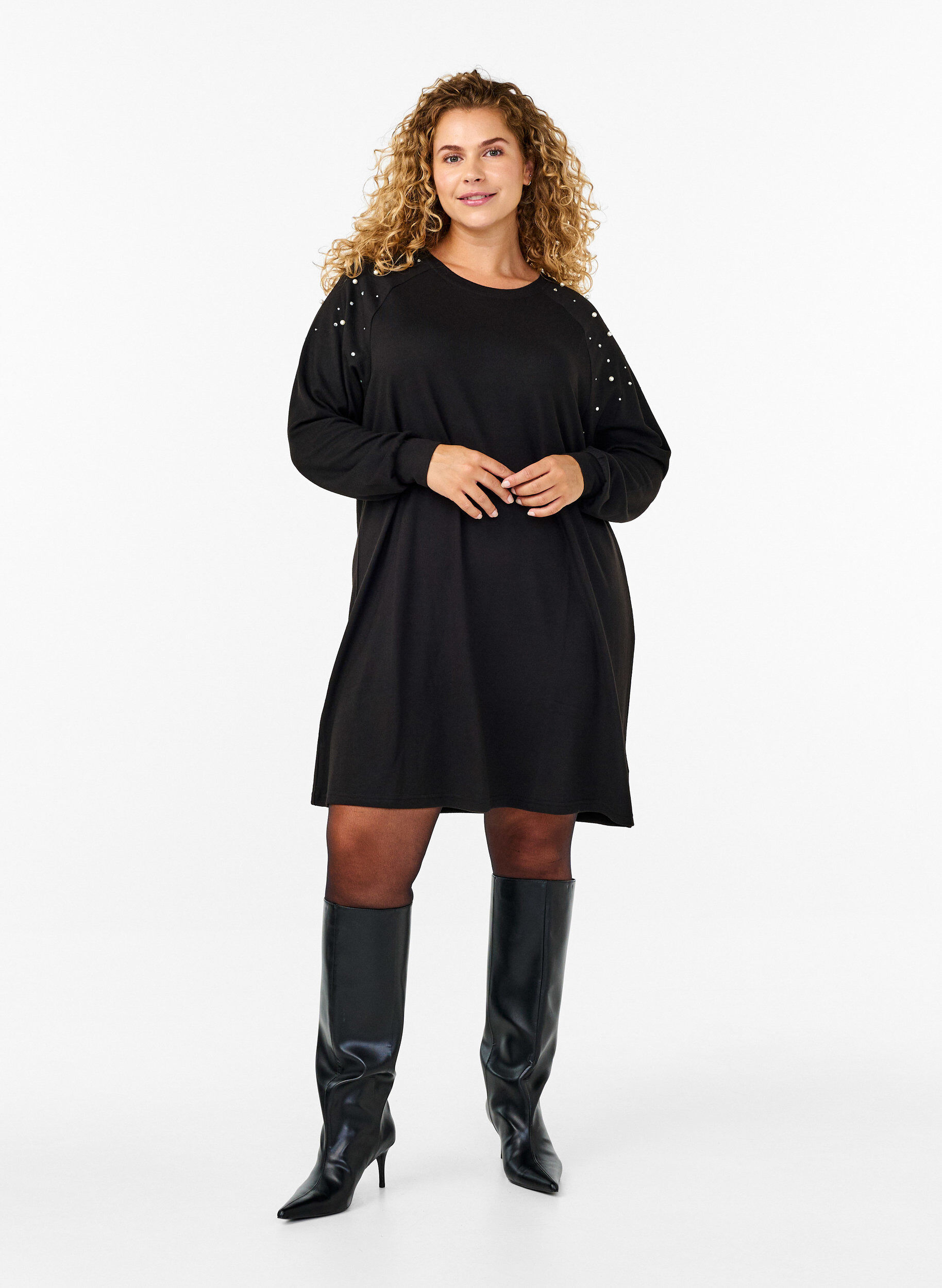 Zizzifashion Long-sleeved dress with pearls, Black, Model image number 1