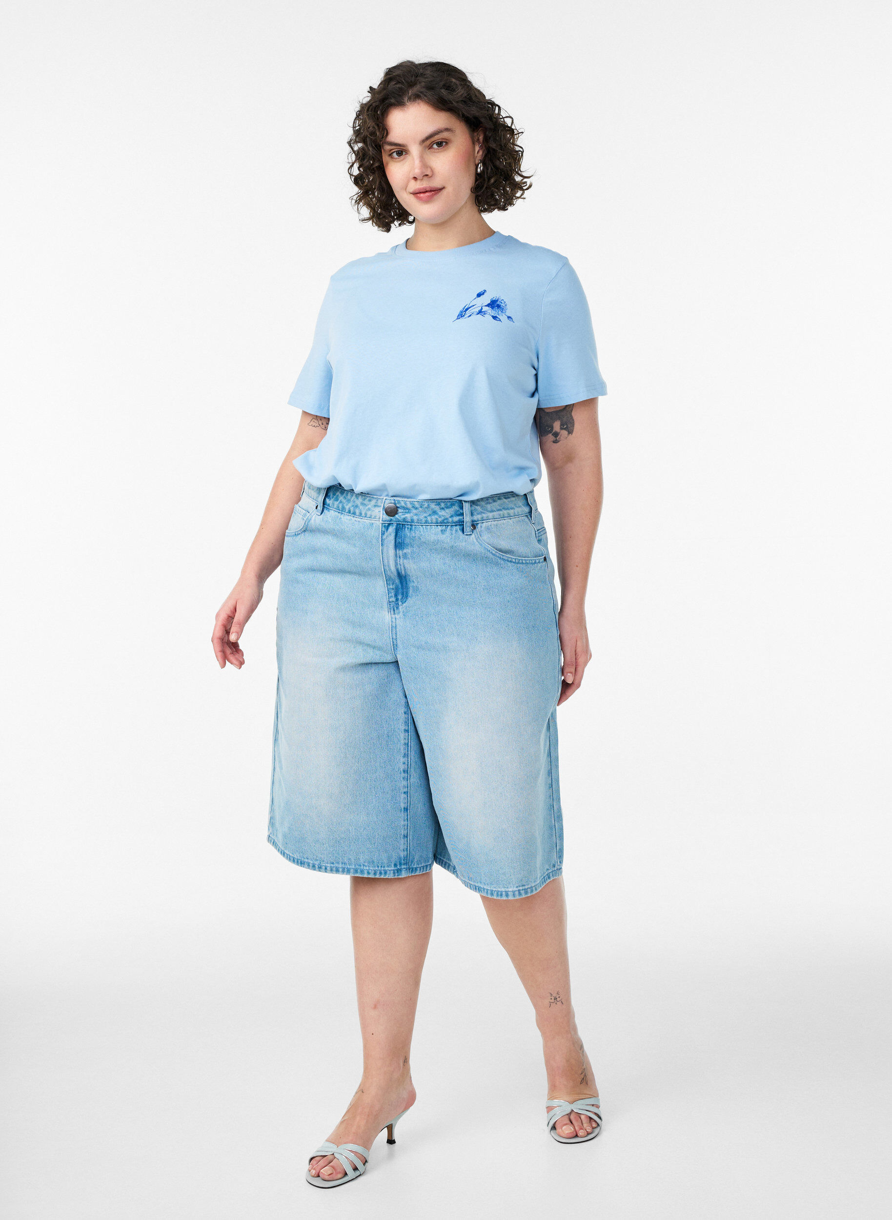 ZizzifashionHigh-waisted denim shorts, Light Blue, Model image number 0
