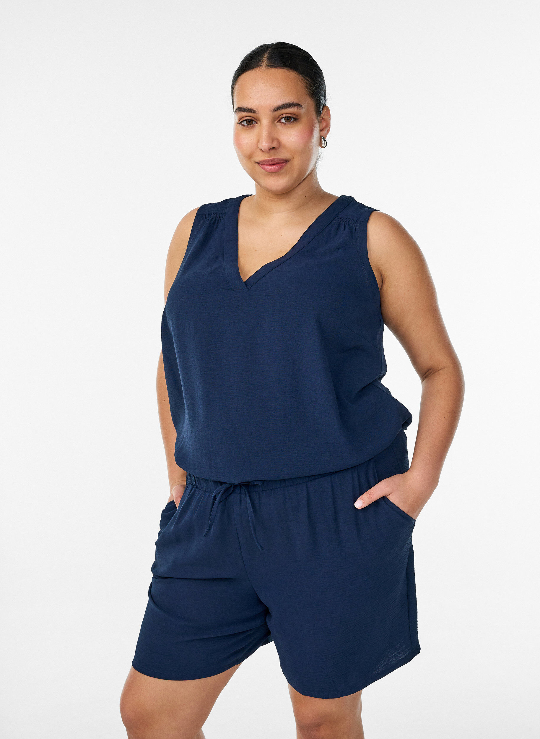 ZizzifashionShorts with pockets and elastic waistband, Blue, Model image number 0