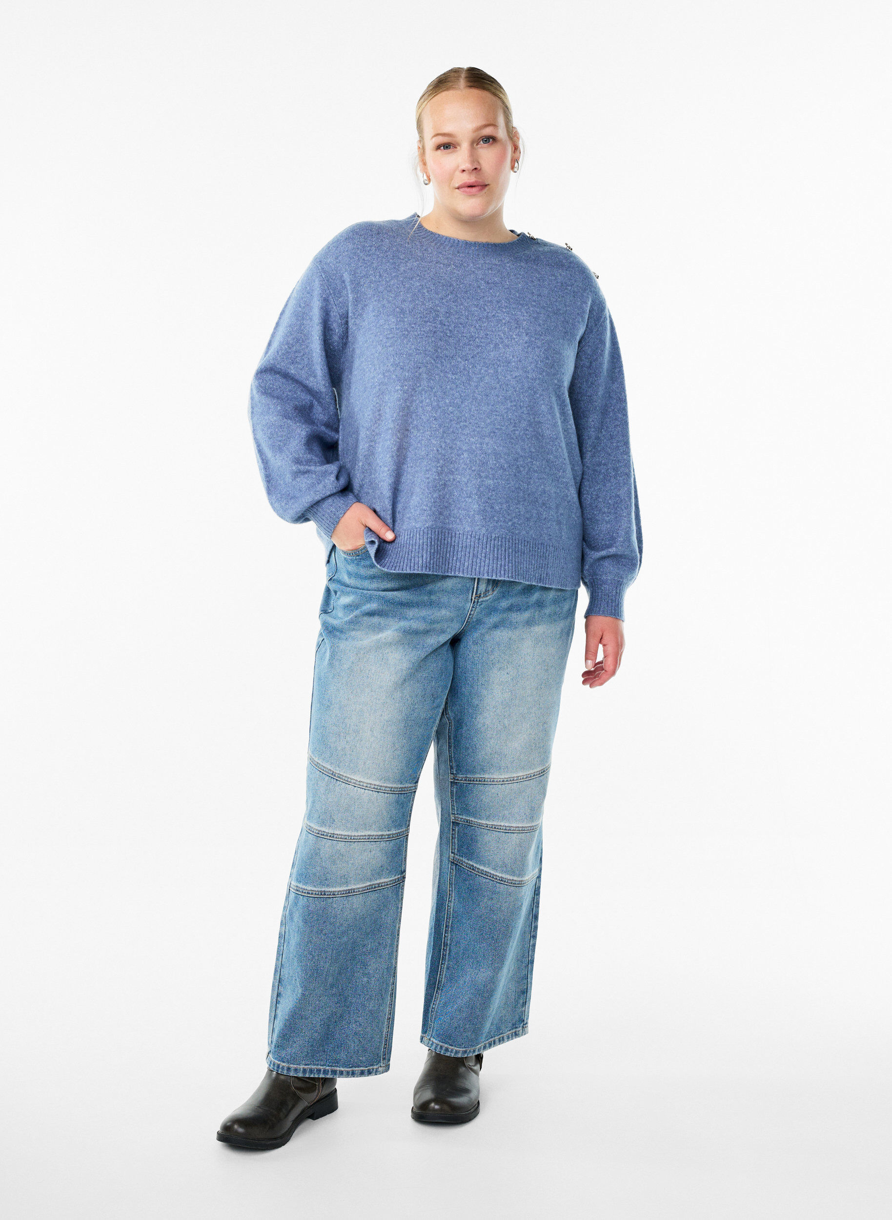 ZizzifashionKnit blouse with button detail, Blue, Model image number 1