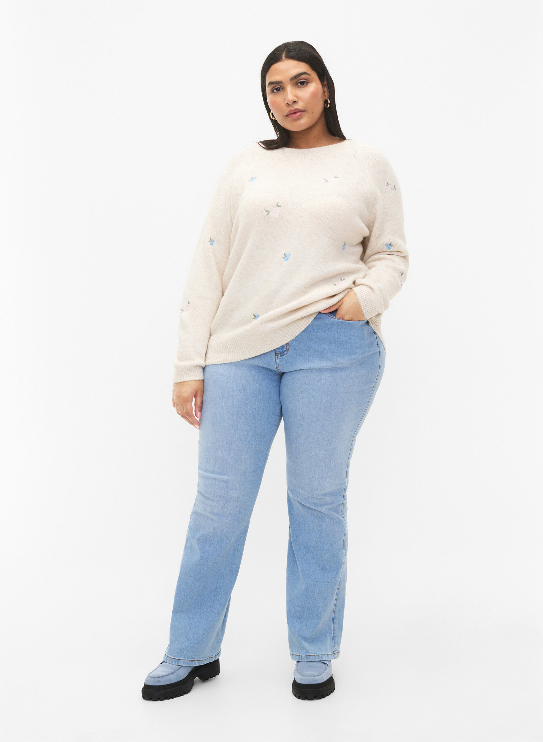 Zizzifashion Knitted sweater with embroidered flowers, Birch Comb, Model image number 2