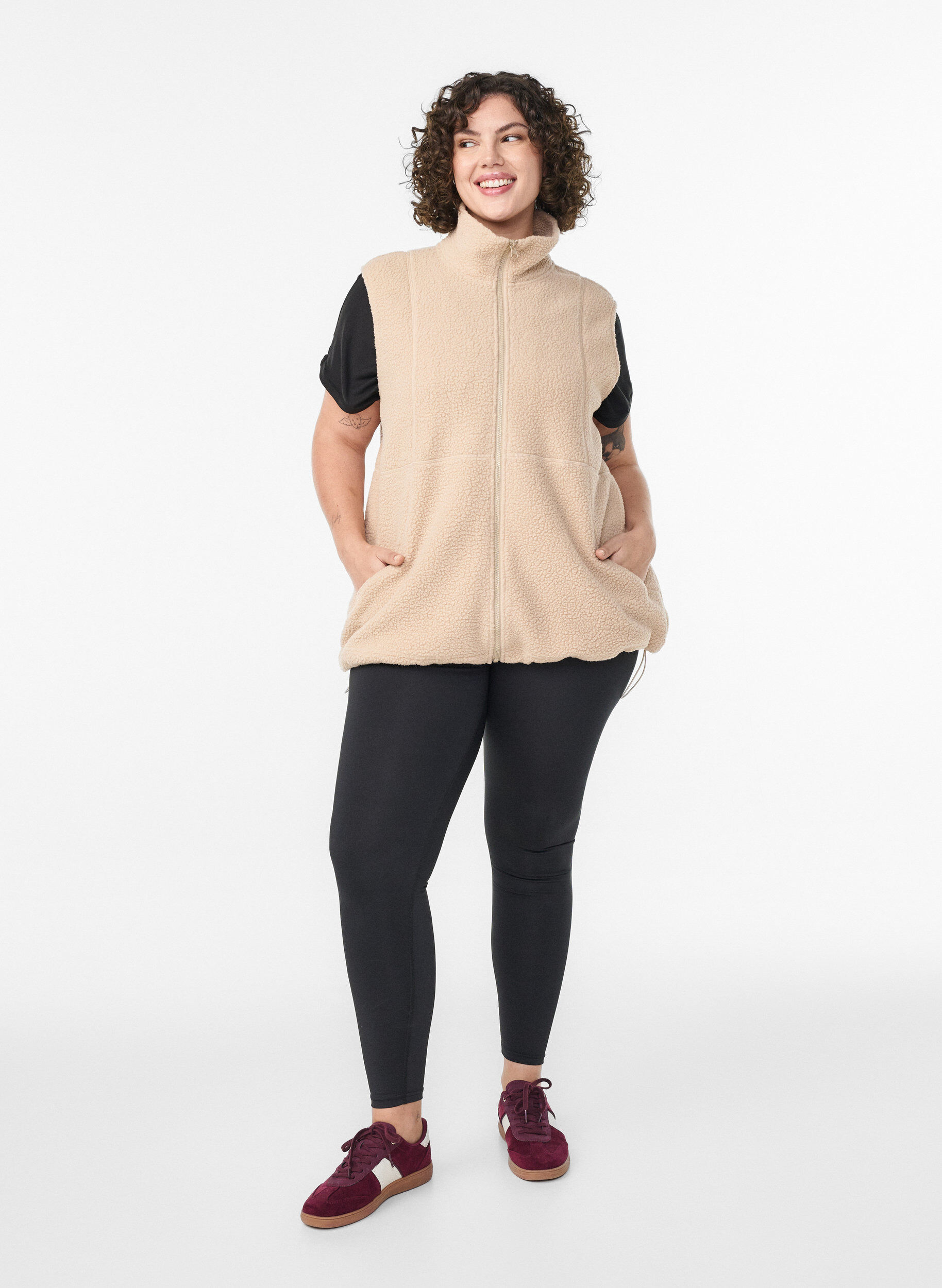 Zizzifashion Teddy vest with pockets, Beige, Model image number 1