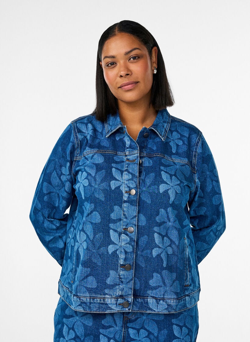 Denim jacket with floral pattern, Blue, Model image number 0