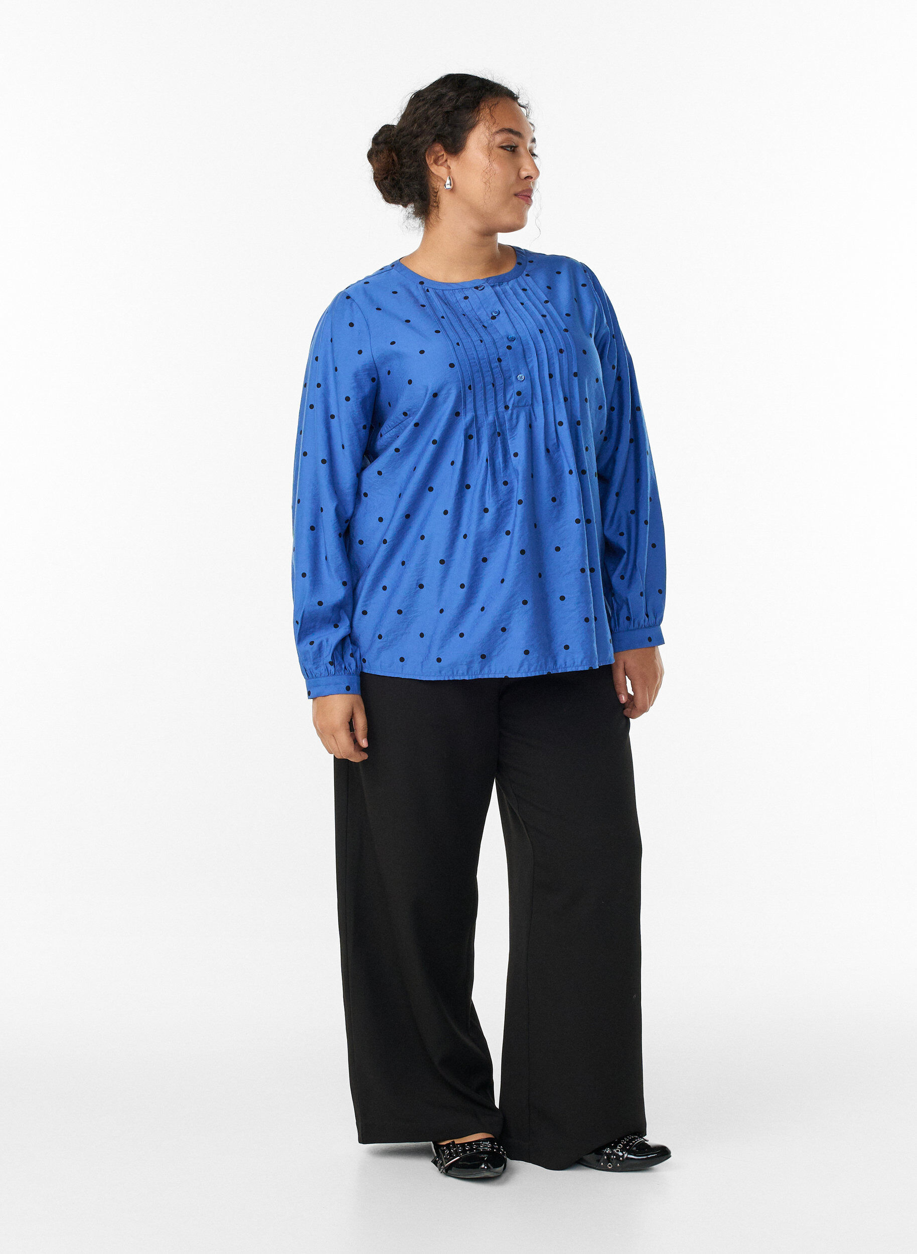 Zizzifashion Dotted blouse with long sleeves, Blue, Model image number 1