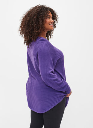 Knitted blouse with round neckline, Ultra Violet, Model image number 1