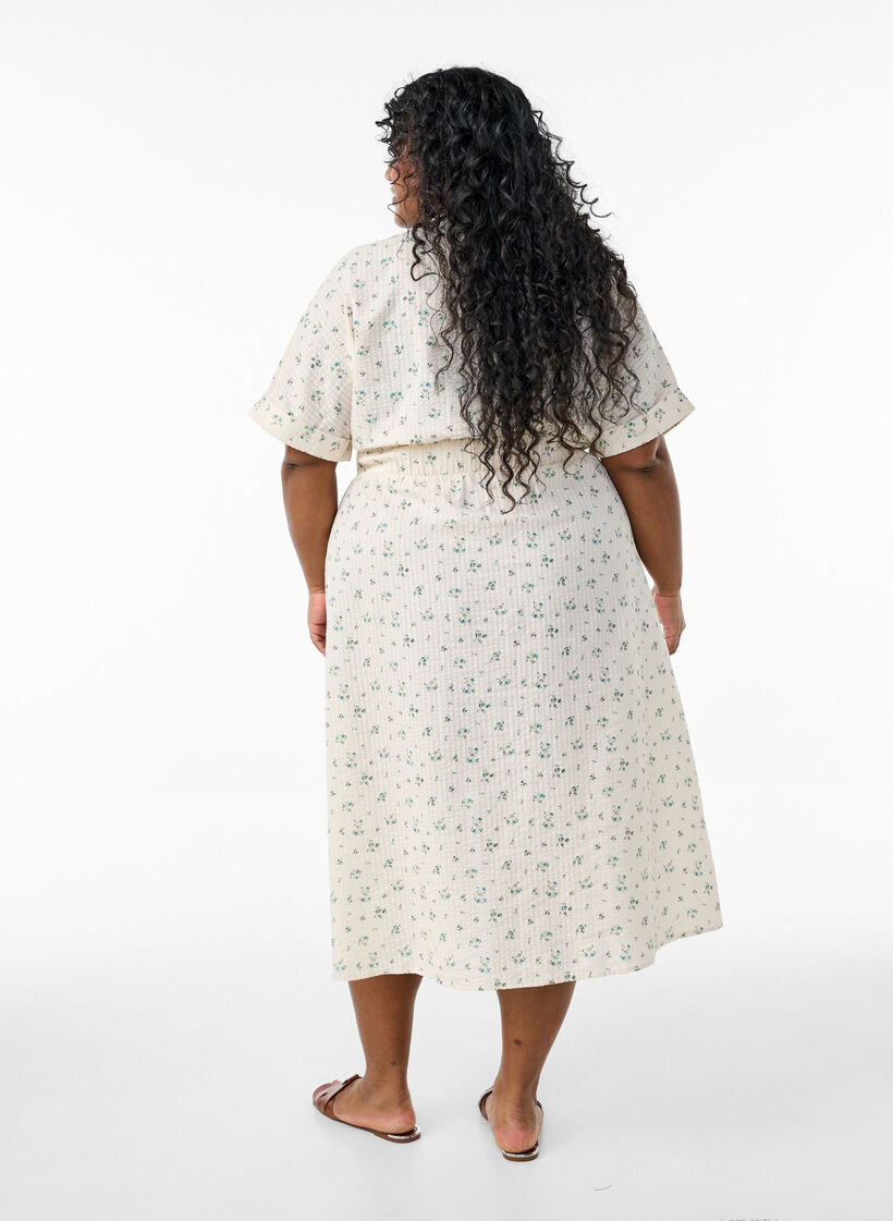 Midi dress with short sleeves and a front slit, White, Model image number 1