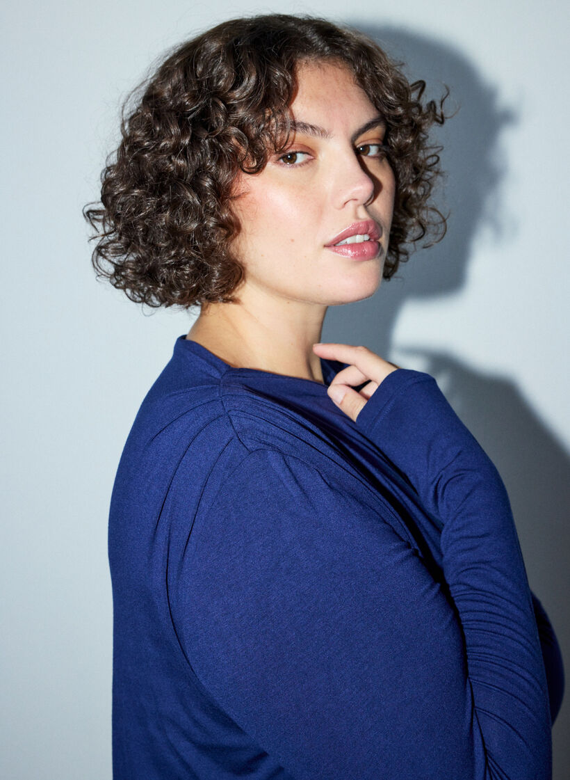 Blouse with boat neck and balloon fit, Blue, Model image number 4