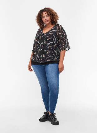 Top with floral print and 3/4-length sleeves, Black AOP, Model image number 2