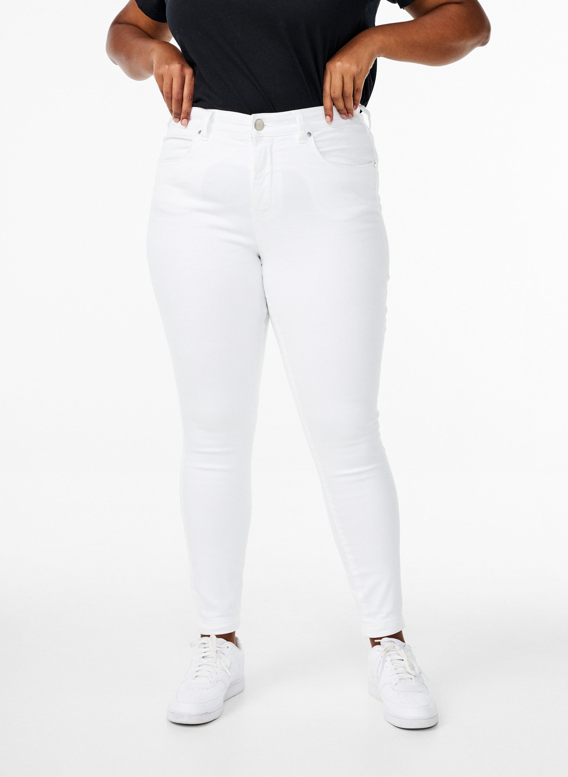 Zizzifashion Super slim Amy jeans with high waist, White, Model image number 2