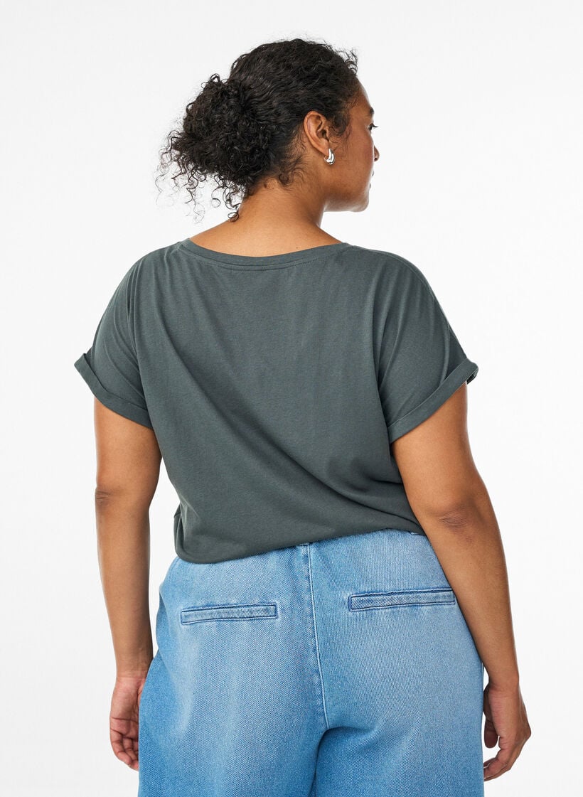 Short sleeved cotton blend t-shirt, Green, Model image number 2