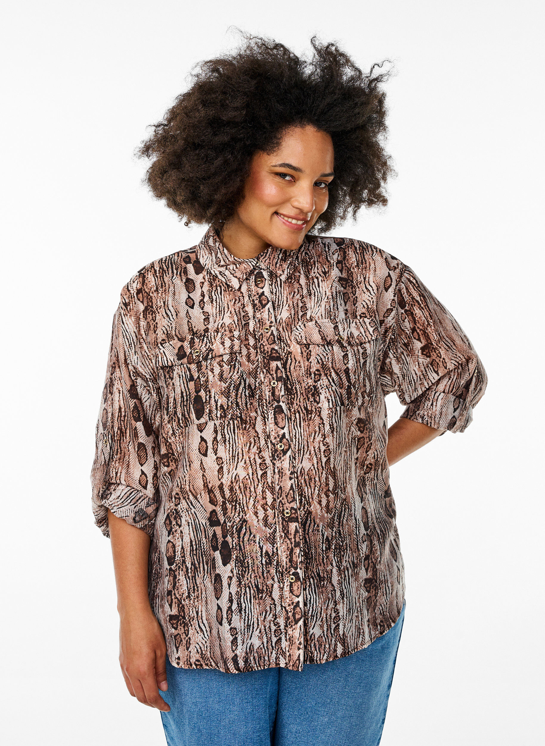 Loose shirt with animal print and chest pockets, Brown, Model