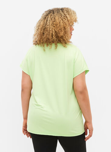 Short-sleeved workout t-shirt, Paradise Green, Model image number 1