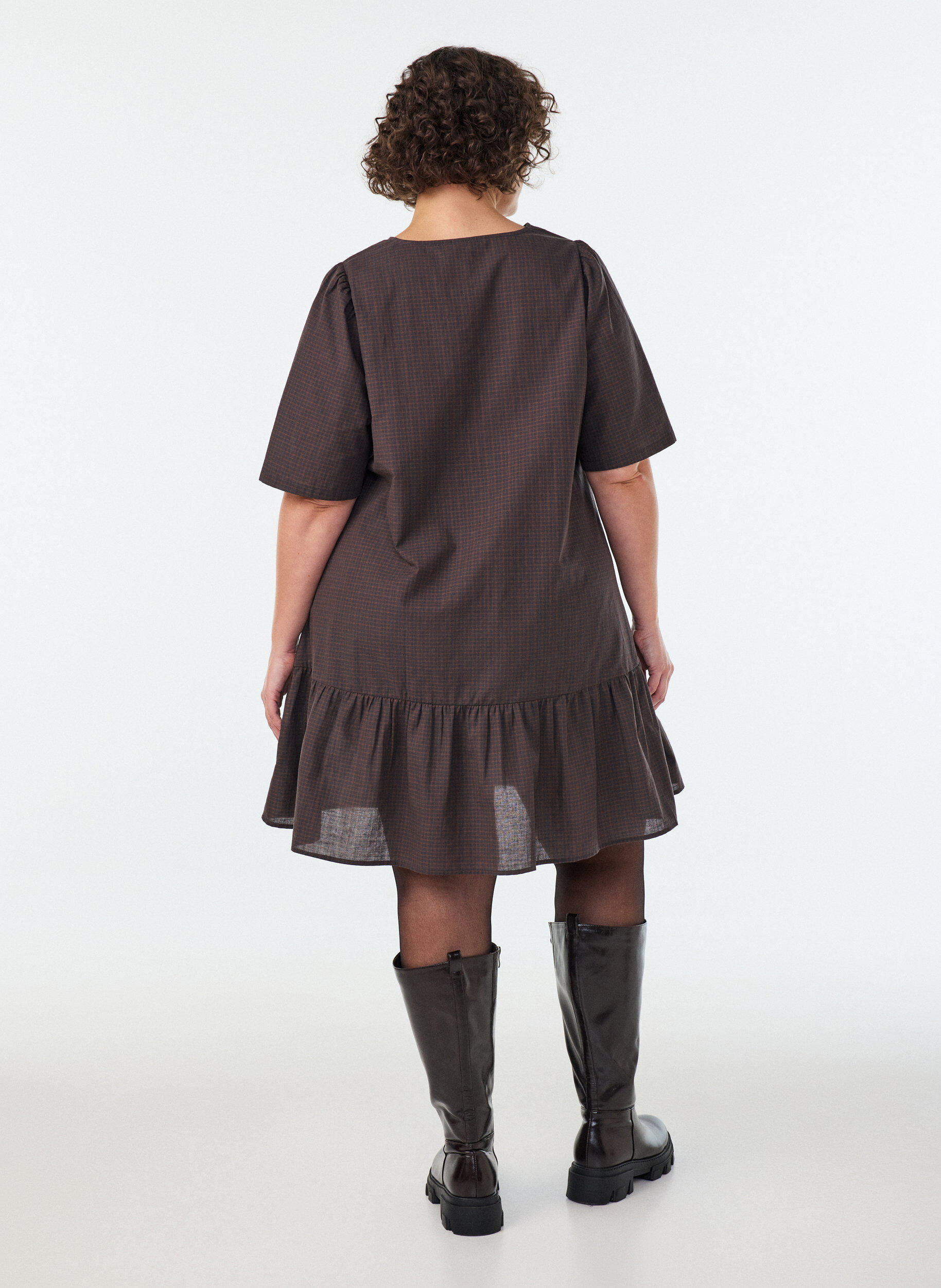 ZizzifashionShort checked dress with ruffle hem, Brown, Model image number 2