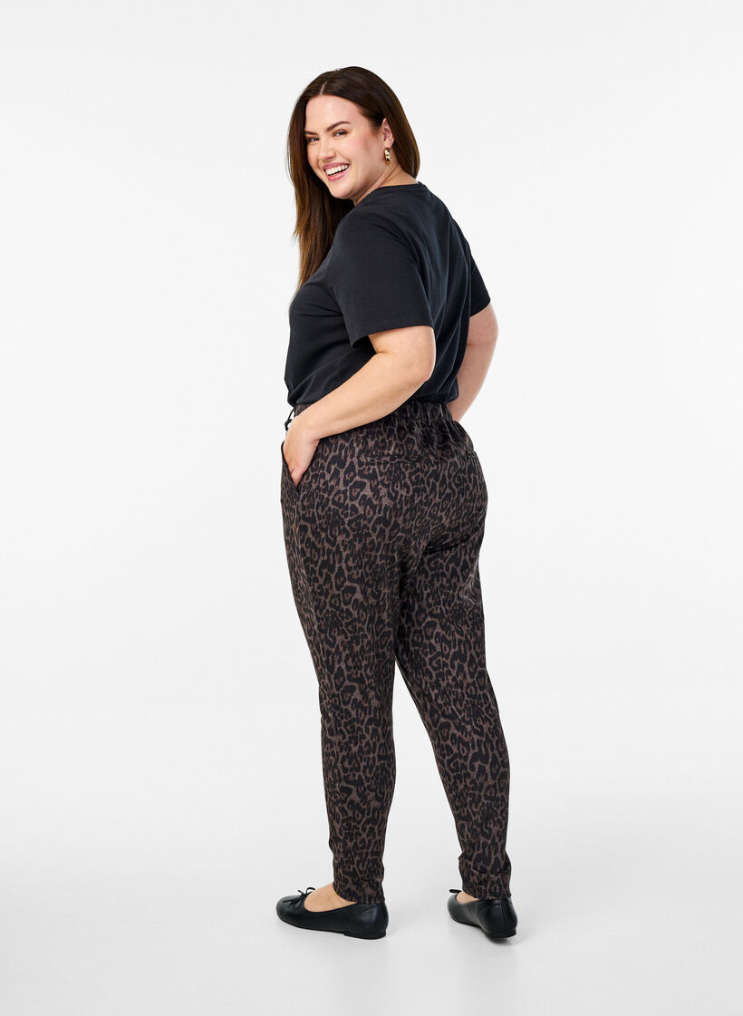 Cropped trousers with leopard print, Brown, Model image number 1