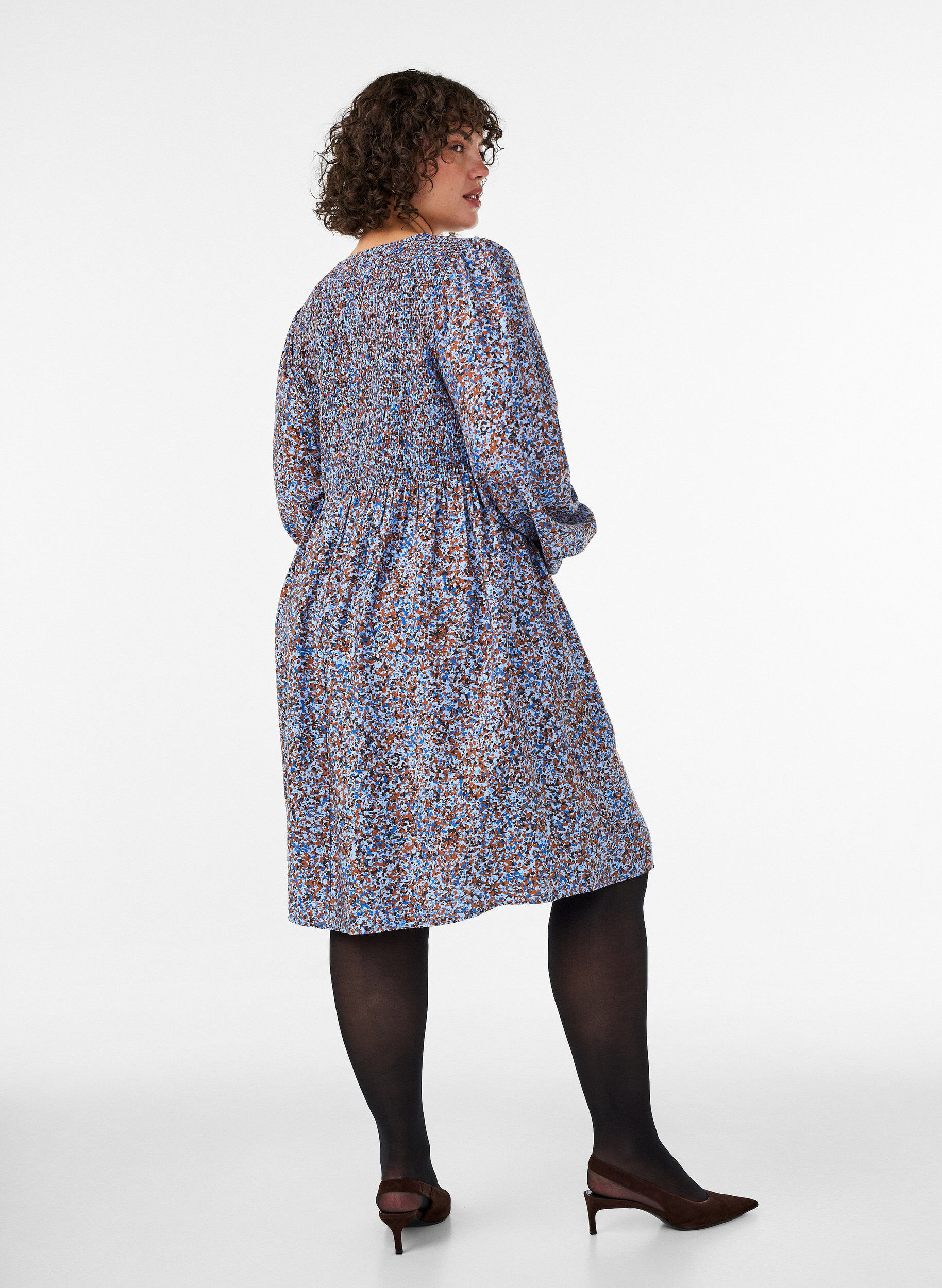 ZizzifashionViscose dress with smock and an all-over pattern, Light Blue, Model image number 2