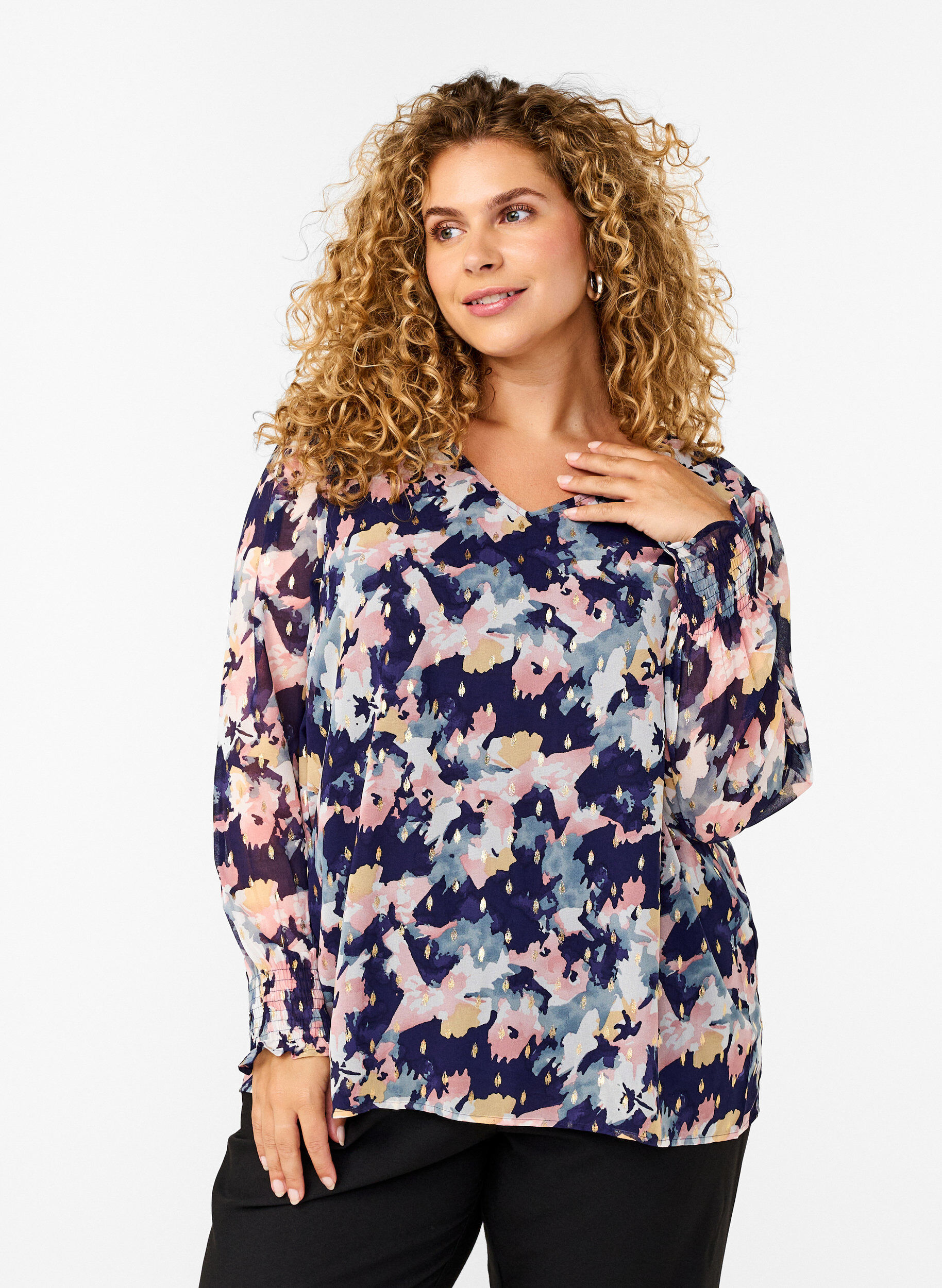 Zizzifashion Floral blouse with long sleeves and V-neck, Night Sky AOP Flower, Model image number 0