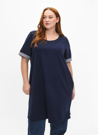 Short-sleeved sweat dress with pockets, Black Iris, Model