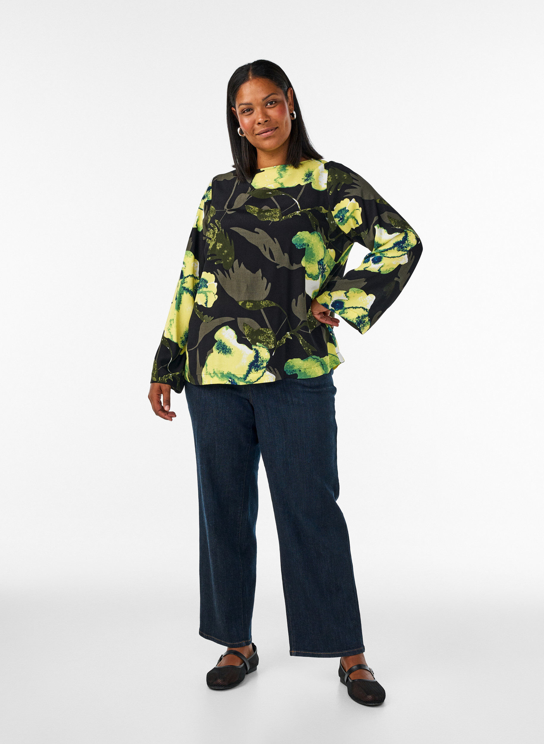 ZizzifashionFloral blouse with a boat neck and wide sleeves, Black, Model image number 1