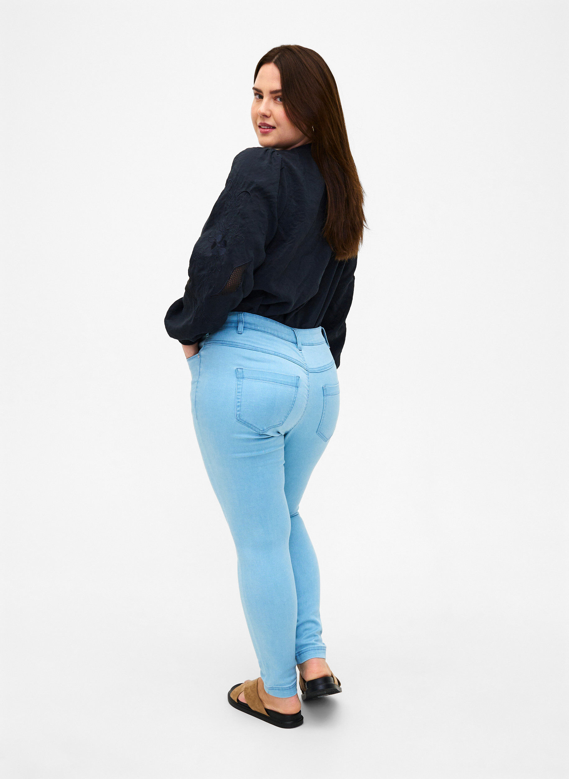 Zizzifashion Viona regular waist jeans, Light Blue, Model image number 1