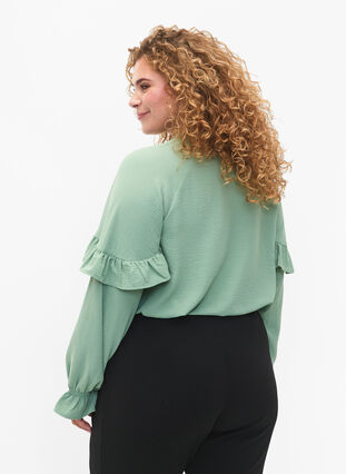 Blouse with ruffles and buttons, Green Bay, Model image number 1