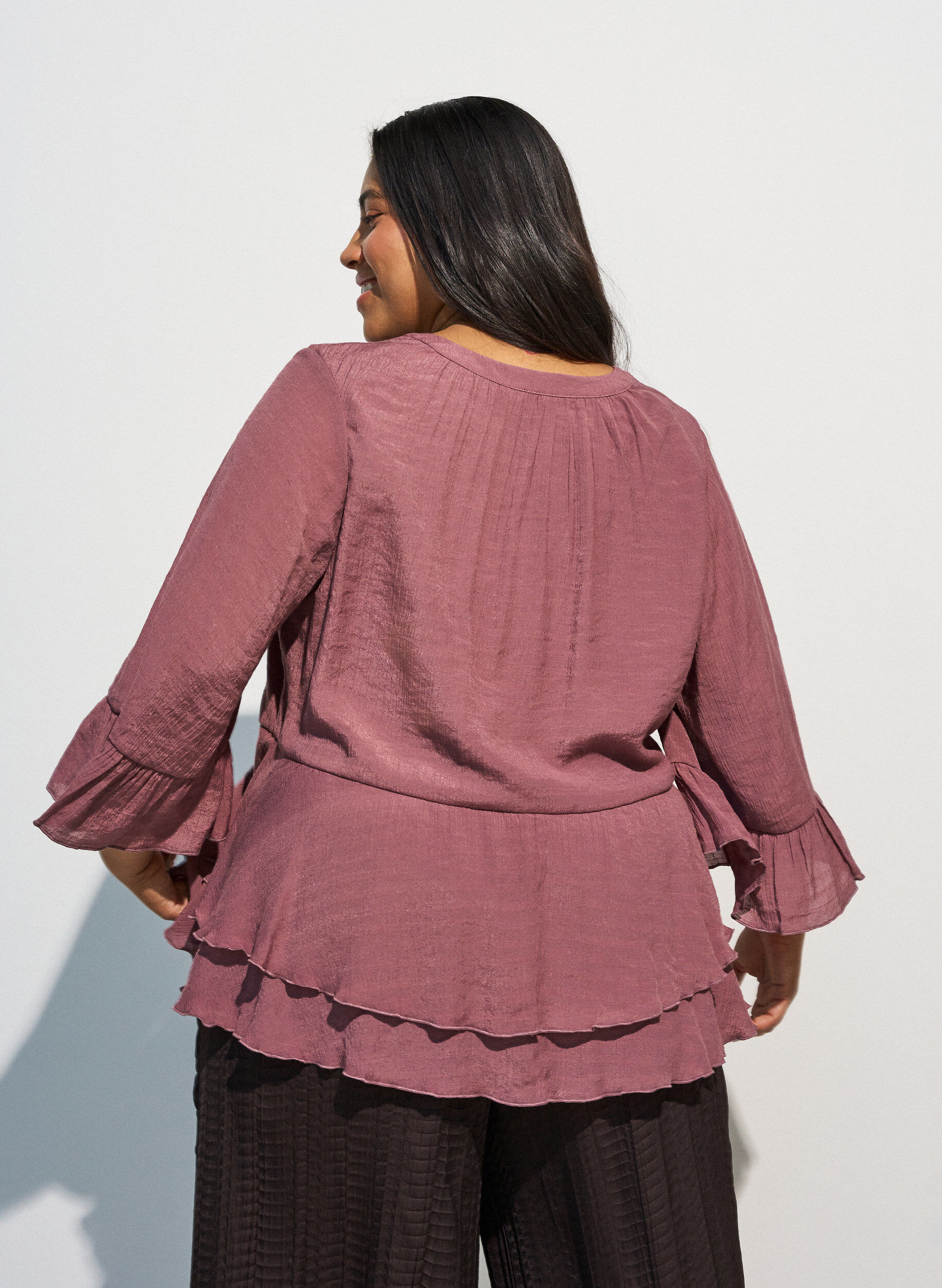 ZizzifashionBlouse with 3/4-sleeves and ruffle details, Rose, Model image number 2