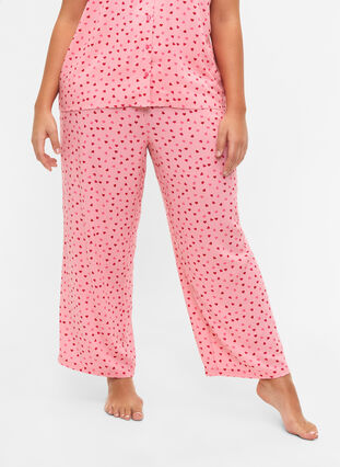 Loose viscose pyjama bottoms with print, Pink Icing W. hearts, Model image number 2