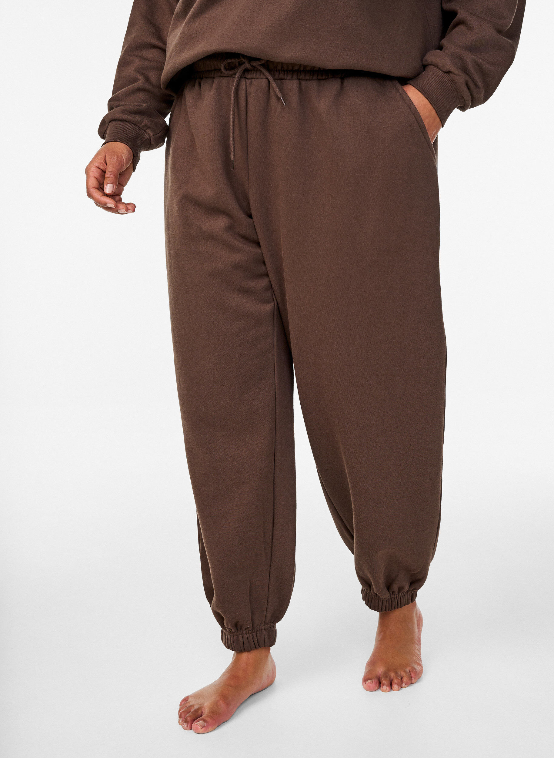 Zizzifashion High-waist sweatpants with pockets, Brown, Model image number 2
