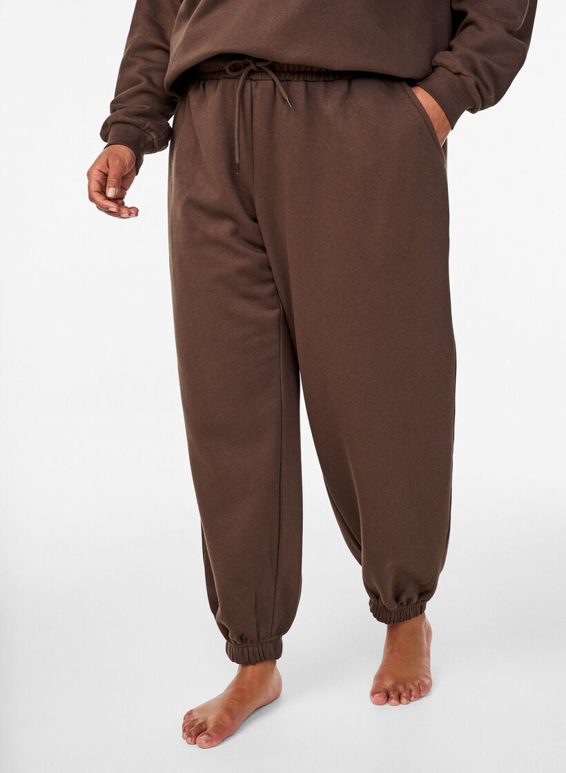 High-waist sweatpants with pockets, Brown, Model image number 2