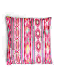 Patterned pillowcase