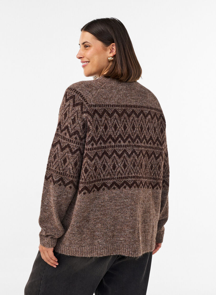 Jacquard pattern cardigan, Brown, Model