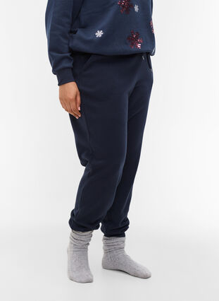 Loose sweatpants with pockets, Night Sky, Model image number 3