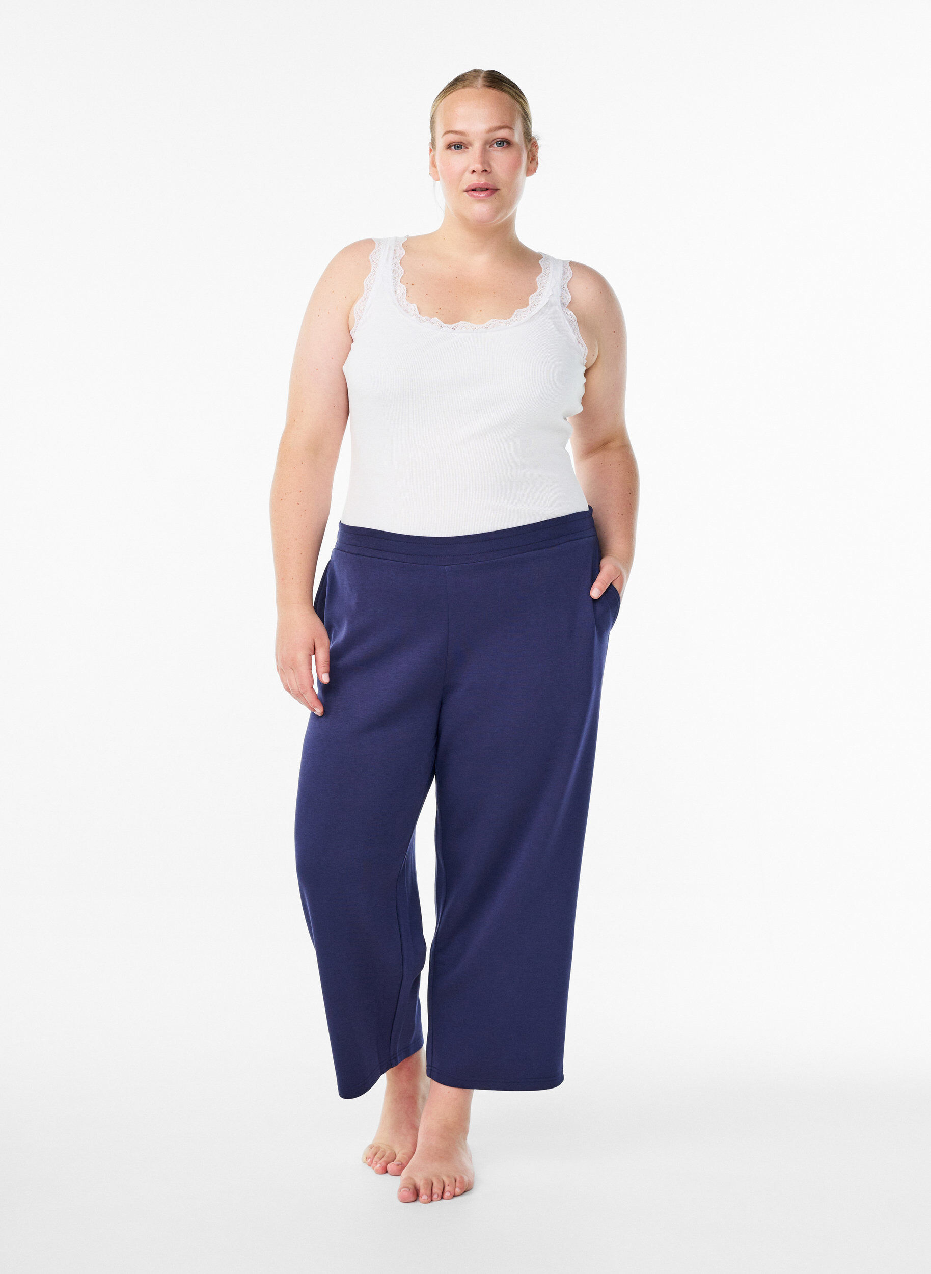 7/8 modal mix pants with pockets, Blue, Model
