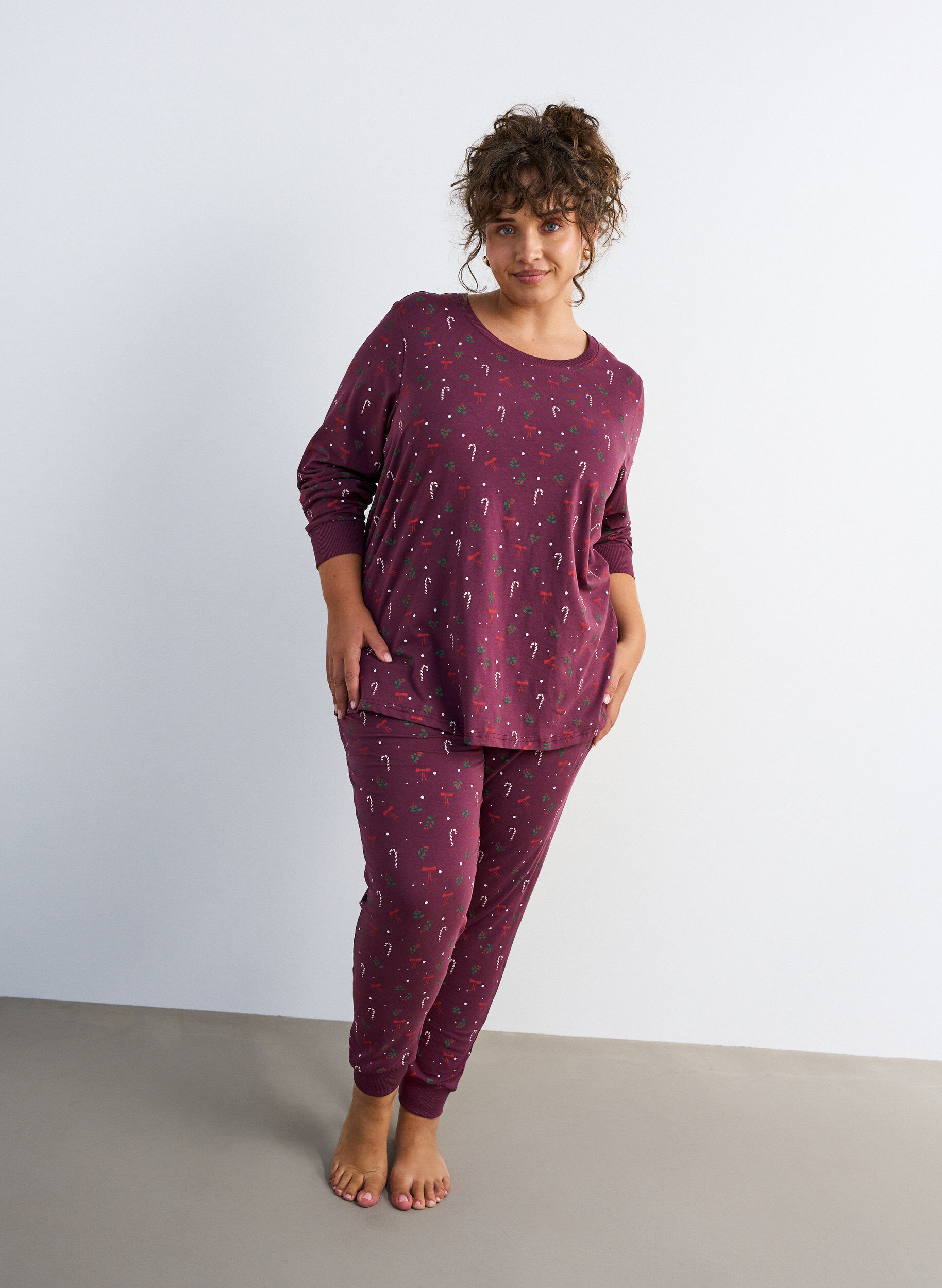 ZizzifashionPrinted night top, Dark Bordeaux, Model image number 1