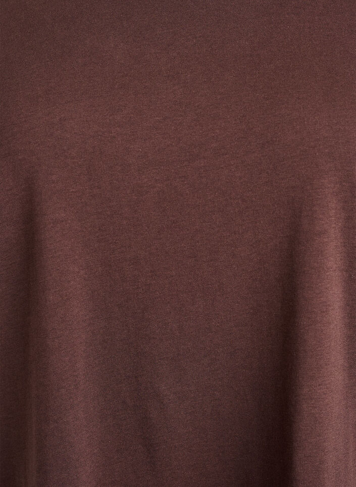 Short-sleeved t-shirt in a cotton blend, Brown, Packshot image number 2