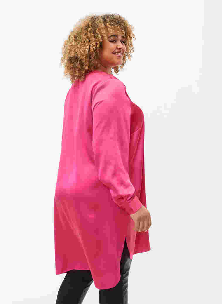 Long shiny shirt with slit, Pink Flambé, Model image number 1