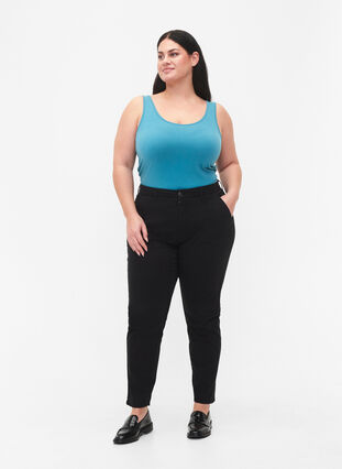 Solid color basic top in cotton, Brittany Blue, Model image number 2