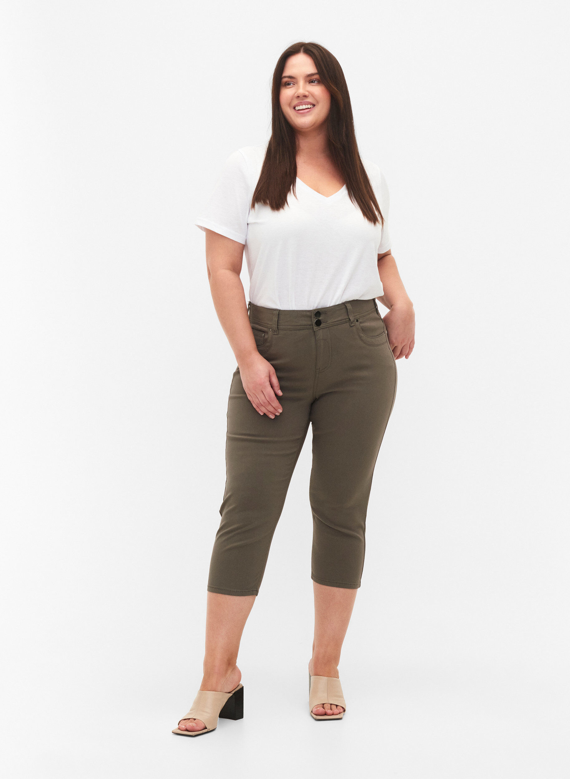 Zizzifashion Tight fit Capri pants in a viscose blend, Dusty Olive, Model image number 0