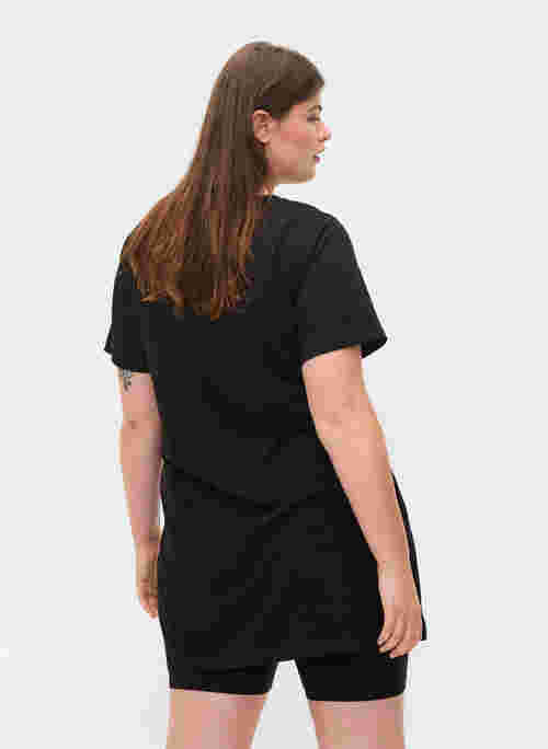 Long cotton t-shirt with short sleeves