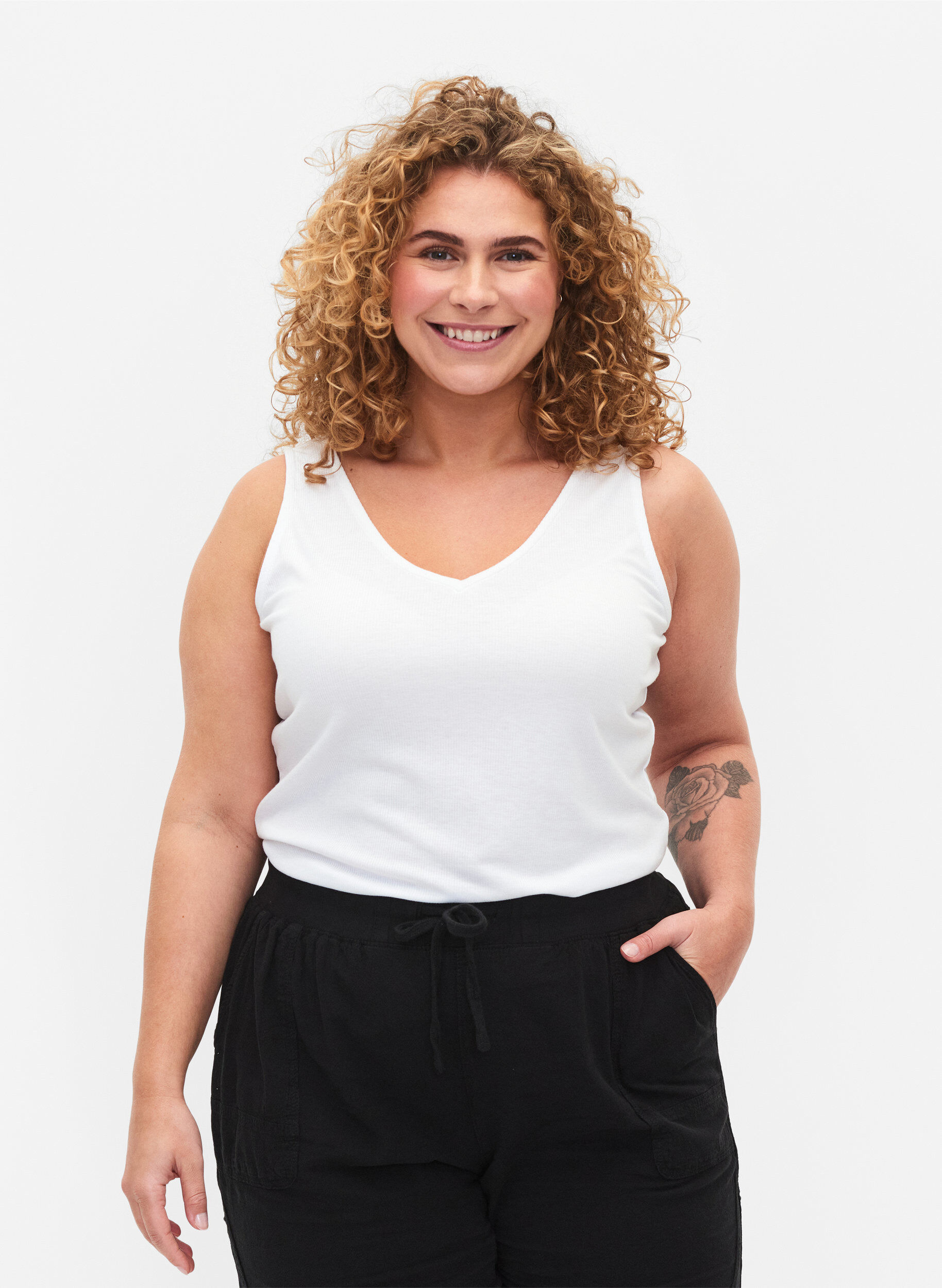Zizzifashion Basic top in rib with v-neckline, Bright White, Model image number 0