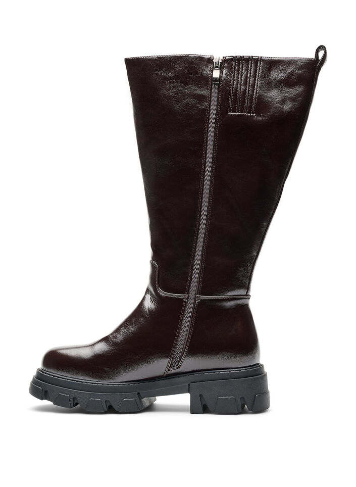 Long boot with a slightly crackled look, Brown, Packshot